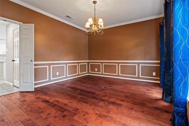 6615 Cypress Village Drive, Sugar Land, TX 77479