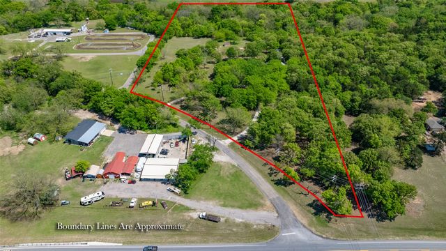 100 Shawnee Trail Road, Whitesboro, TX 76273