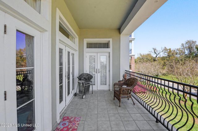 1100 W Beach Boulevard, 207, Pass Christian, MS 39571