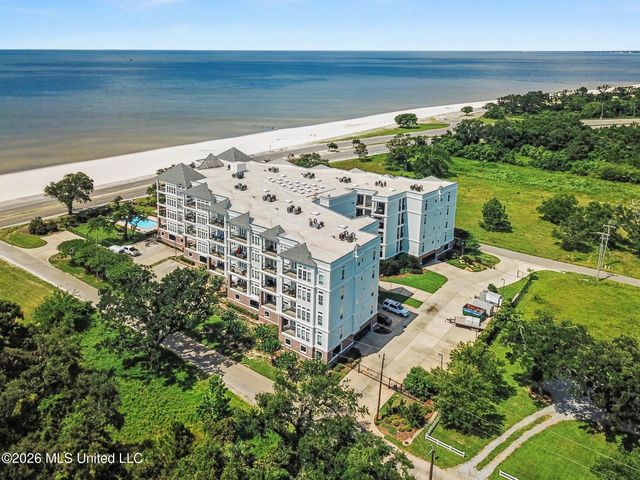 1100 W Beach Boulevard, 207, Pass Christian, MS 39571