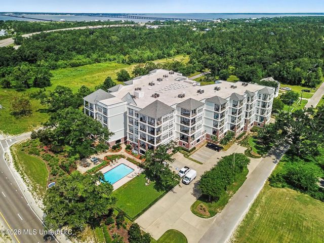 1100 W Beach Boulevard, 207, Pass Christian, MS 39571