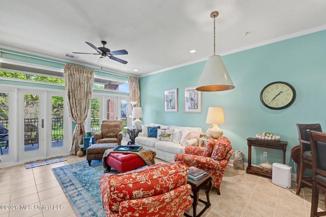 1100 W Beach Boulevard, 207, Pass Christian, MS 39571