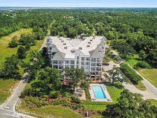 1100 W Beach Boulevard, 207, Pass Christian, MS 39571