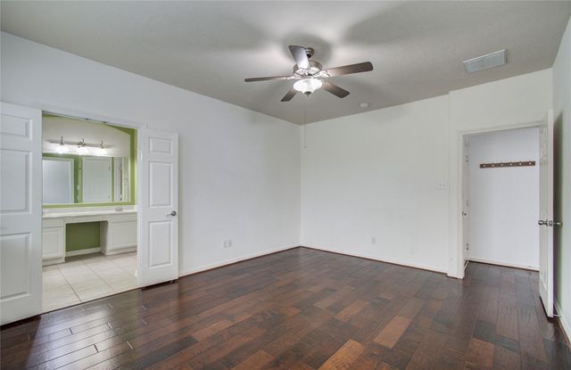 2307 Canyon Springs Drive, Pearland, TX 77584