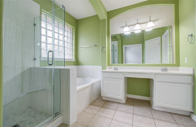 2307 Canyon Springs Drive, Pearland, TX 77584