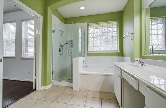 2307 Canyon Springs Drive, Pearland, TX 77584