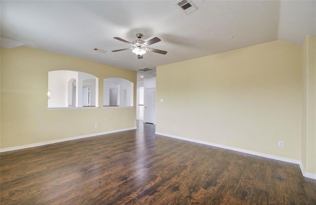 2307 Canyon Springs Drive, Pearland, TX 77584