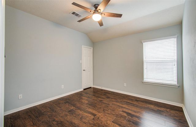 2307 Canyon Springs Drive, Pearland, TX 77584