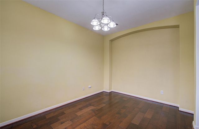 2307 Canyon Springs Drive, Pearland, TX 77584