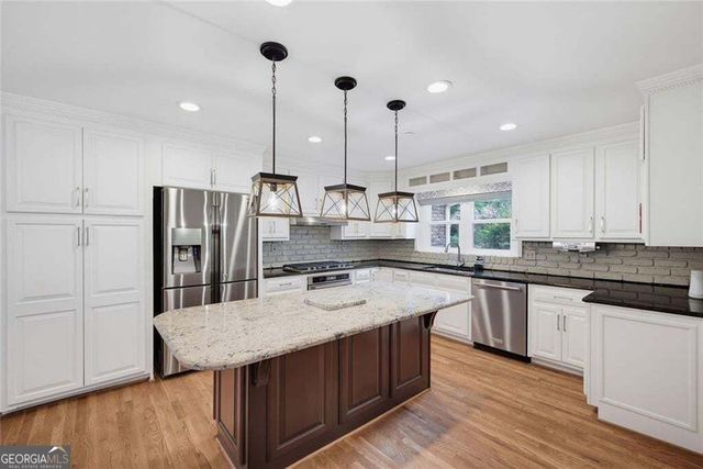3696 Wildwood Farms Drive NW, Peachtree Corners, GA 30096