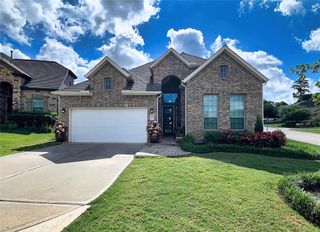 2 Ruchill Circle, Conroe, TX 77304