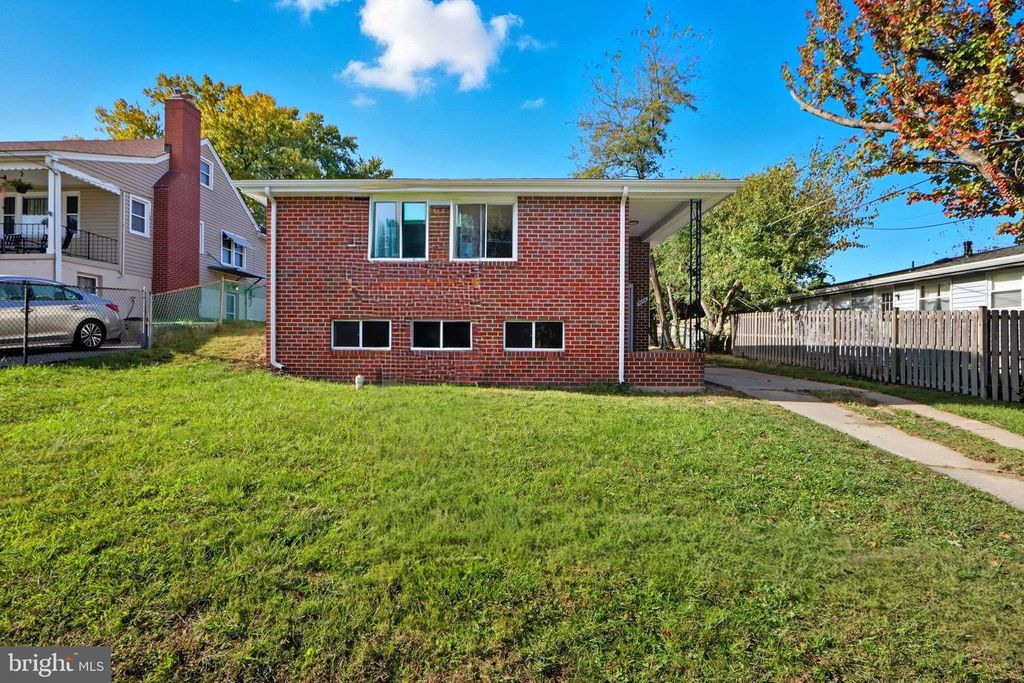 5006 SHELBOURNE RD, Halethorpe, MD 21227