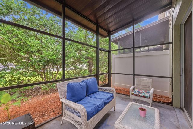 7546 SCARLET IBIS Lane, Jacksonville, FL 32256