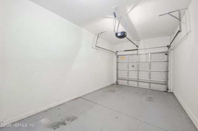 7546 SCARLET IBIS Lane, Jacksonville, FL 32256