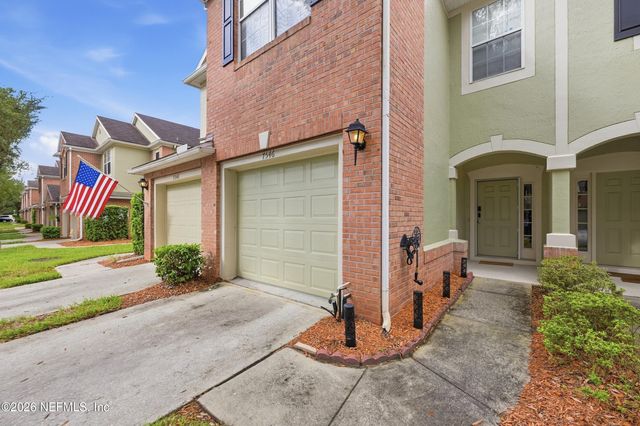 7546 SCARLET IBIS Lane, Jacksonville, FL 32256