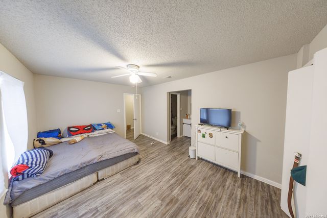 1211 Churing, San Antonio, TX 78245