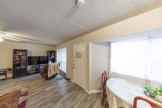 1211 Churing, San Antonio, TX 78245