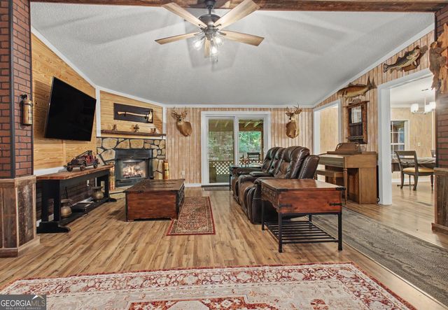 8622 Whitehouse Parkway, Woodbury, GA 30293