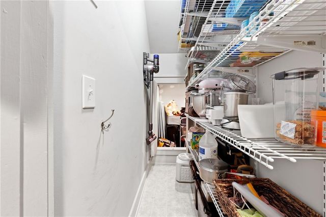 273 12th NE Street 420, Atlanta, GA 30309