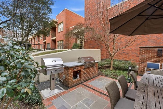 273 12th NE Street 420, Atlanta, GA 30309