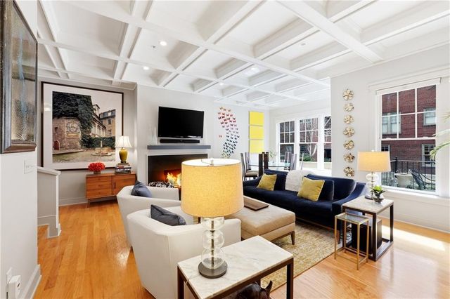 273 12th NE Street 420, Atlanta, GA 30309