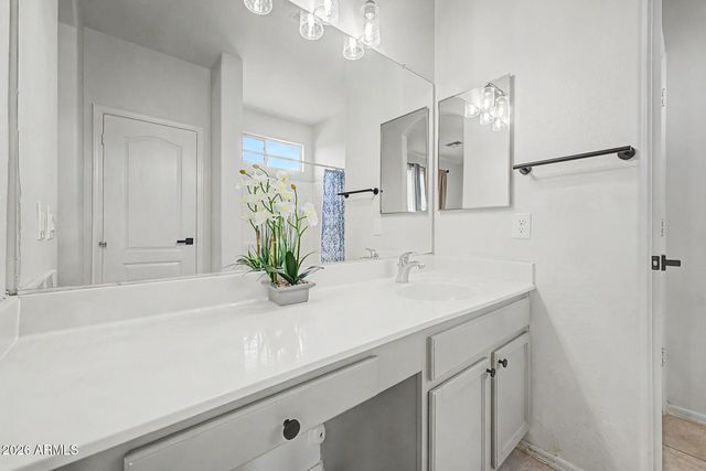 7577 W NORTHVIEW Avenue, Glendale, AZ 85303