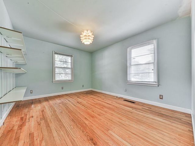 1043 Oakdale Drive SE, Smyrna, GA 30080