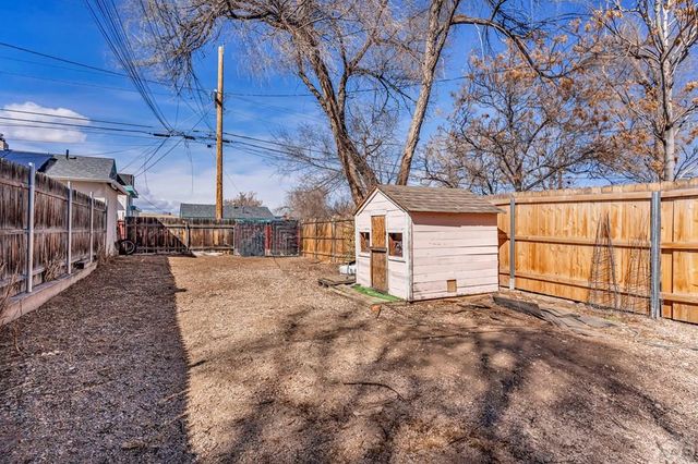 325 Jefferson St, Pueblo, CO 81004