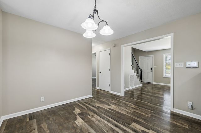 186 Pine Mountain Rd, Clarksville, TN 37042