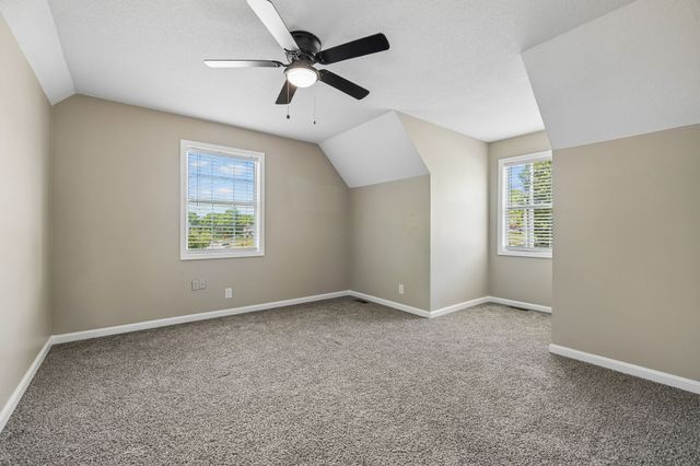 186 Pine Mountain Rd, Clarksville, TN 37042