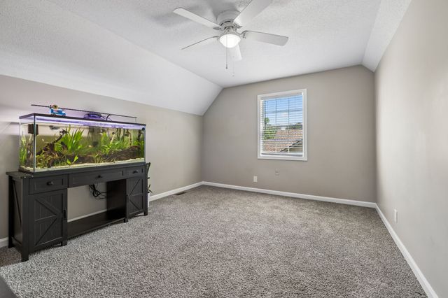 186 Pine Mountain Rd, Clarksville, TN 37042
