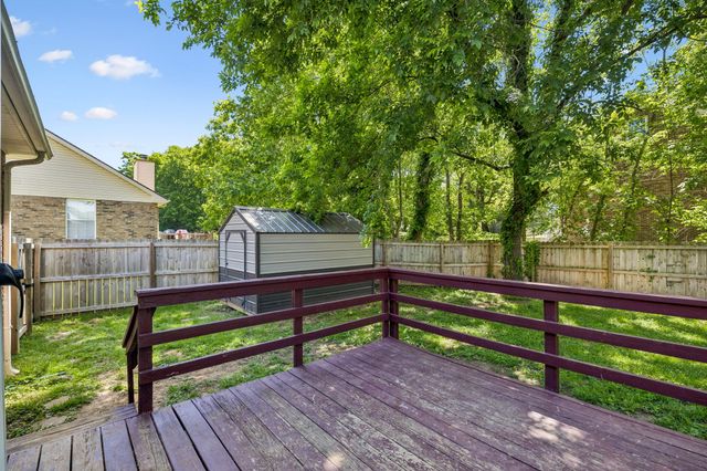 186 Pine Mountain Rd, Clarksville, TN 37042