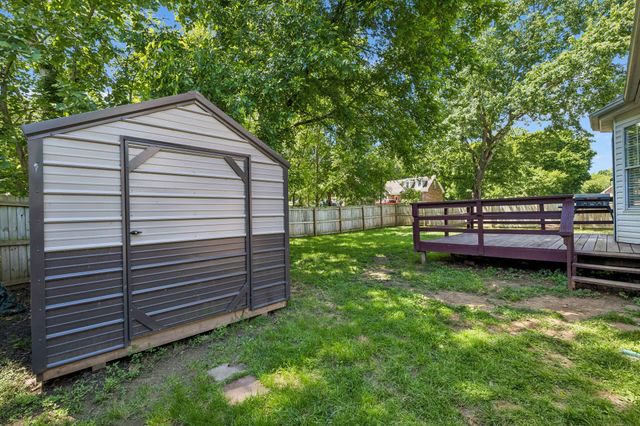 186 Pine Mountain Rd, Clarksville, TN 37042