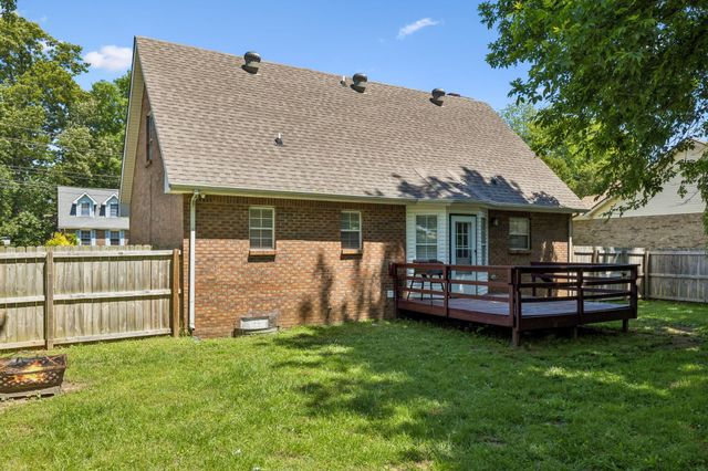 186 Pine Mountain Rd, Clarksville, TN 37042