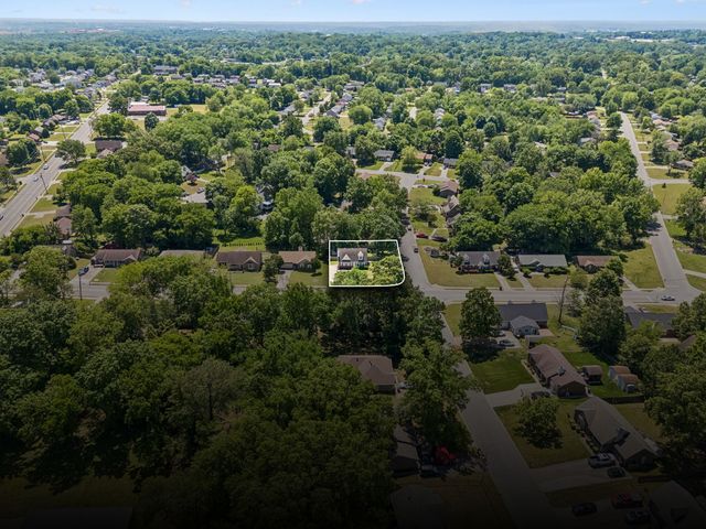 186 Pine Mountain Rd, Clarksville, TN 37042