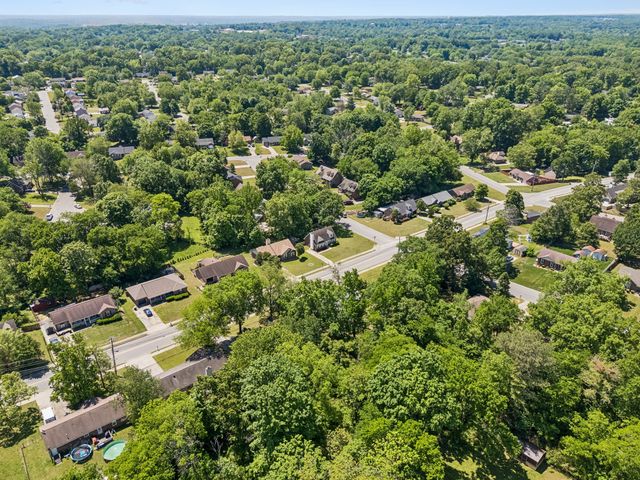 186 Pine Mountain Rd, Clarksville, TN 37042