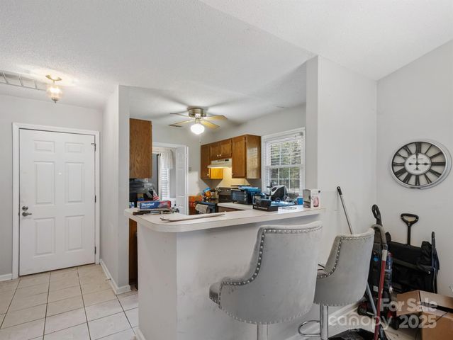 9435 Kings Falls Drive, Charlotte, NC 28210