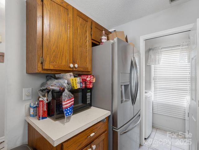9435 Kings Falls Drive, Charlotte, NC 28210