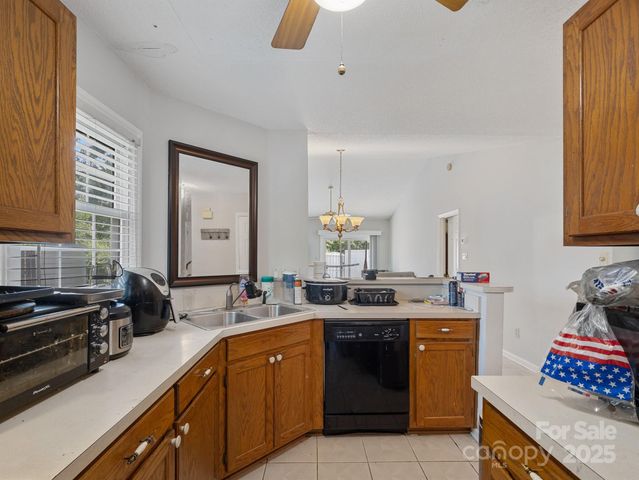 9435 Kings Falls Drive, Charlotte, NC 28210