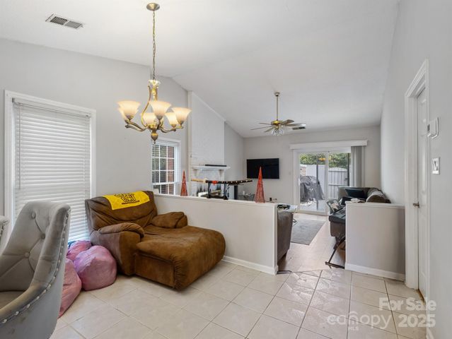 9435 Kings Falls Drive, Charlotte, NC 28210