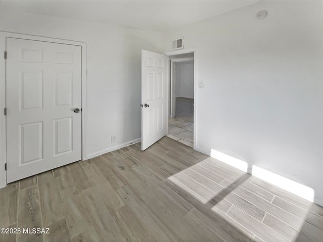 802 W Tipton Drive, Tucson, AZ 85705