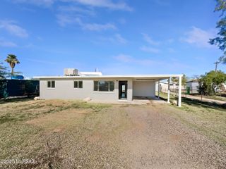 802 W Tipton Drive, Tucson, AZ 85705