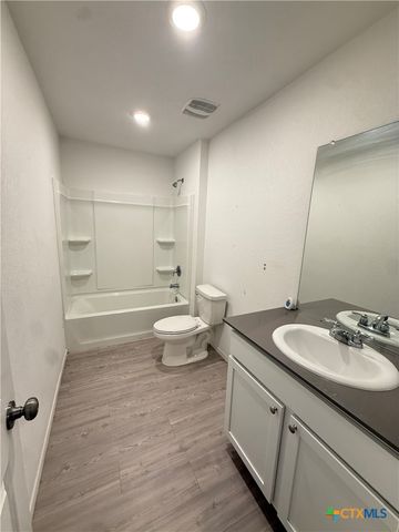 5863 Coahulia Ridge, Seguin, TX 78155