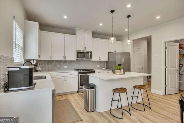 165 Brookstone Park E, Acworth, GA 30101