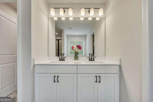 165 Brookstone Park E, Acworth, GA 30101