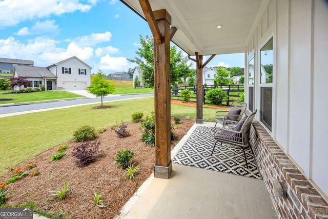 165 Brookstone Park E, Acworth, GA 30101