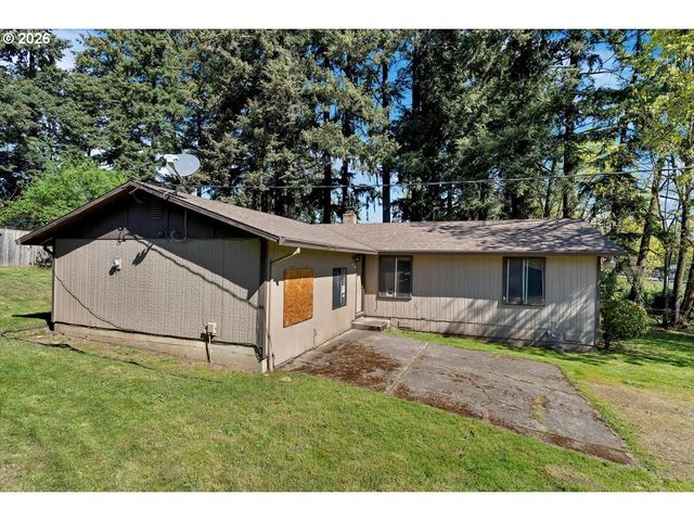 8621 Se STRAWBERRY Ln, Milwaukie, OR 97267