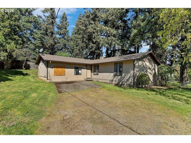 8621 Se STRAWBERRY Ln, Milwaukie, OR 97267