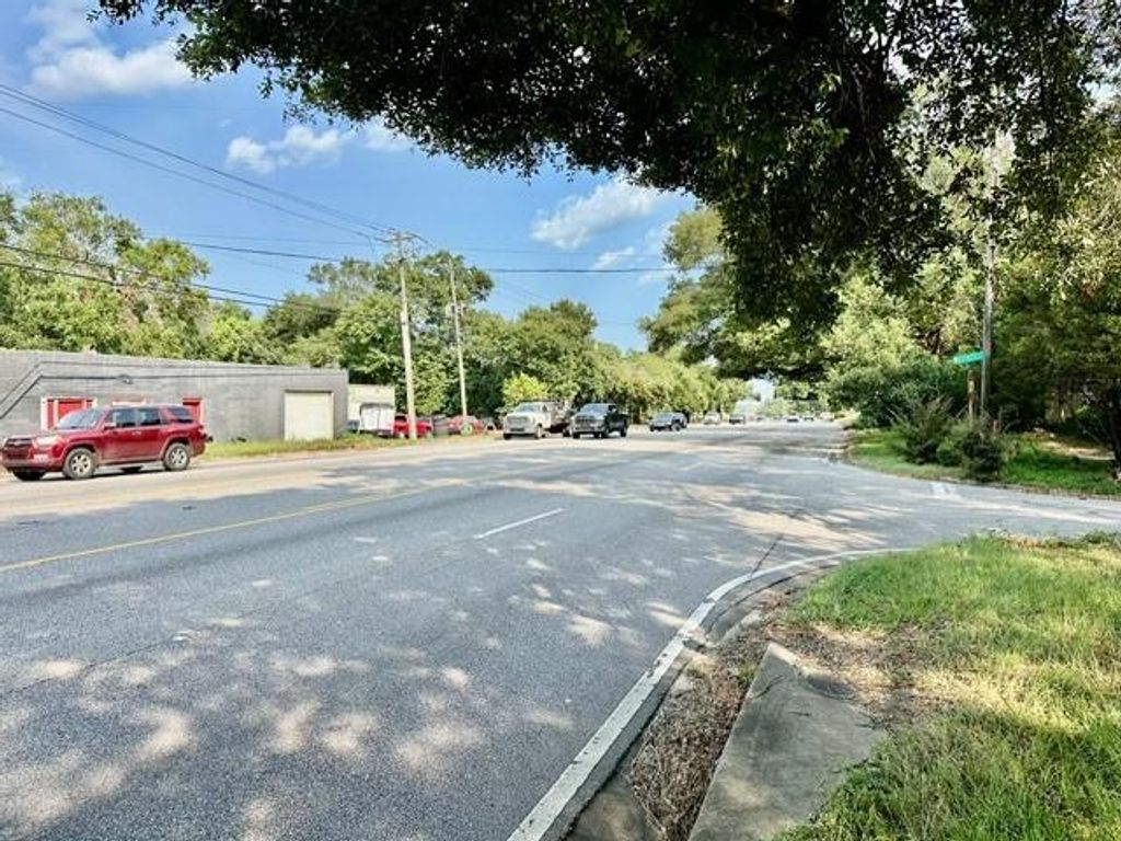 3901 Moffett Road, Mobile, AL 36618 — photo 3