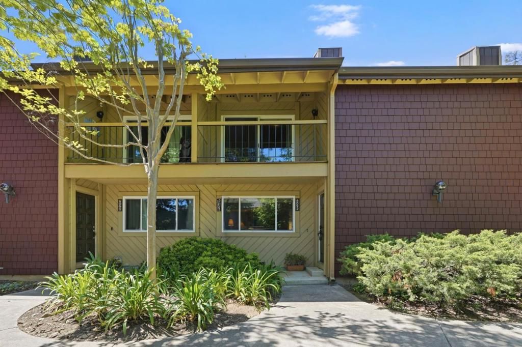 Image 2 of property listing at 6092 Calle De Amor, San Jose, CA 95124